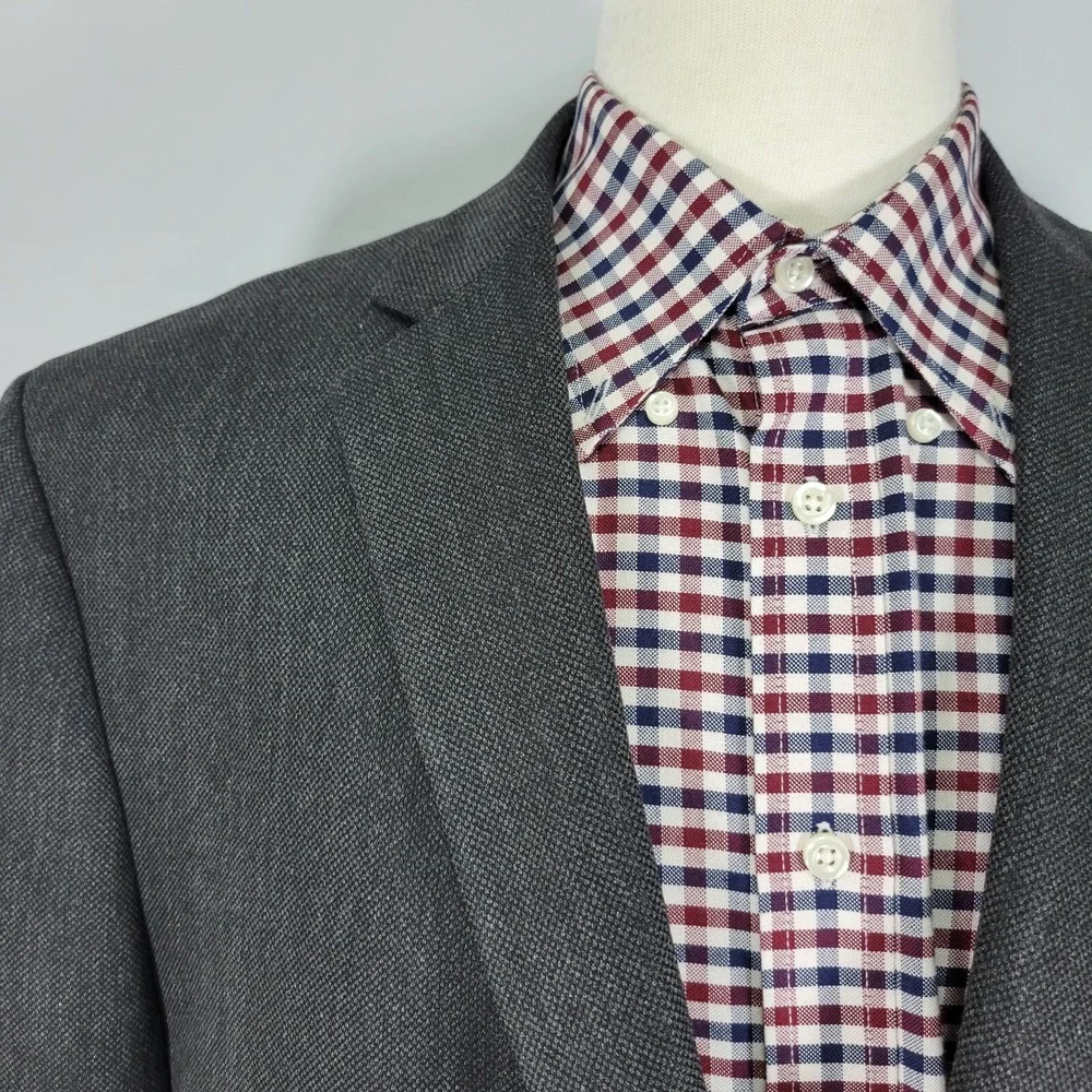 Van Heusen Men's‎ Sport Coat Blazer Two Button Charcoal Gray Poly Viscose 46R